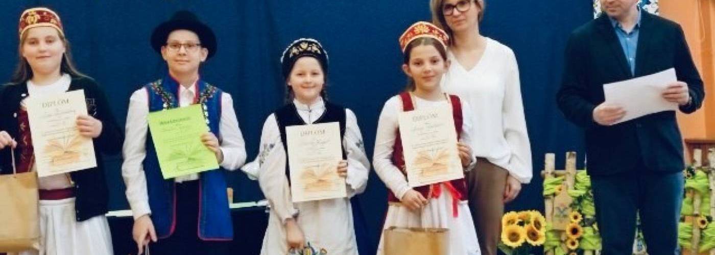 Mistrzowie pięknego czytania w języku kaszubskim to nasi uczniowie!