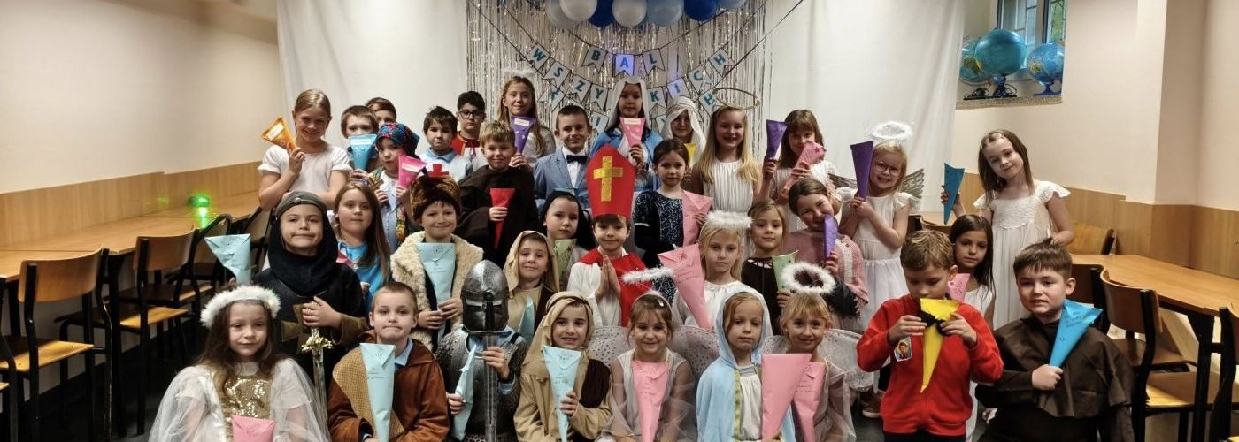 Bal Wszystkich Świętych w klasach I–III